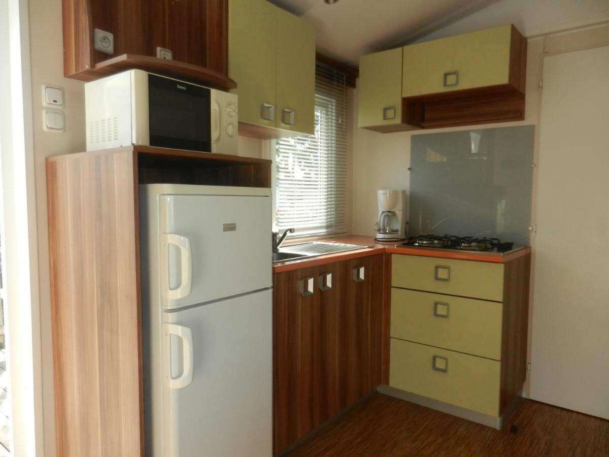 Mareva37 Guest House Trogues Bagian luar foto