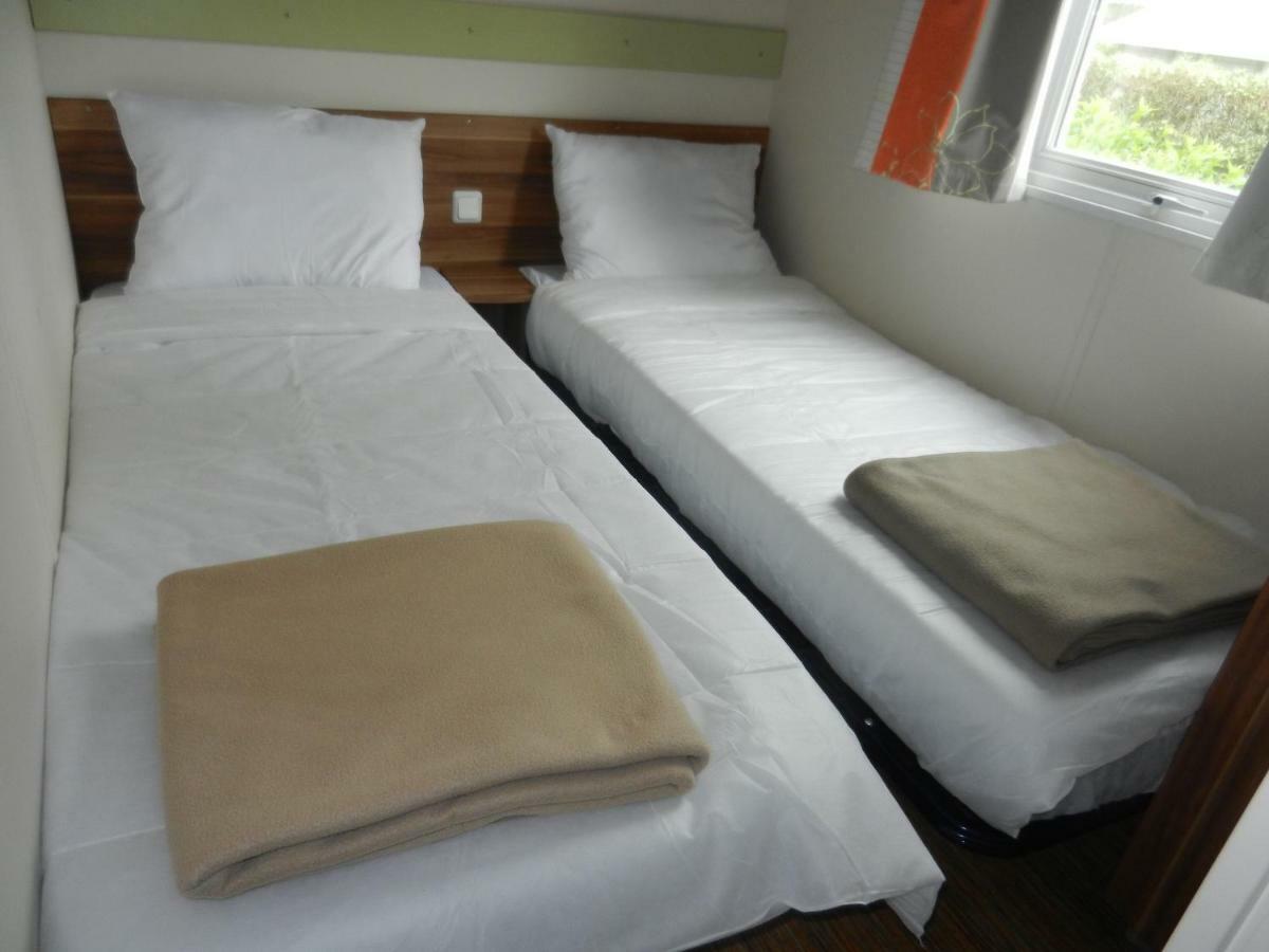 Mareva37 Guest House Trogues Bagian luar foto